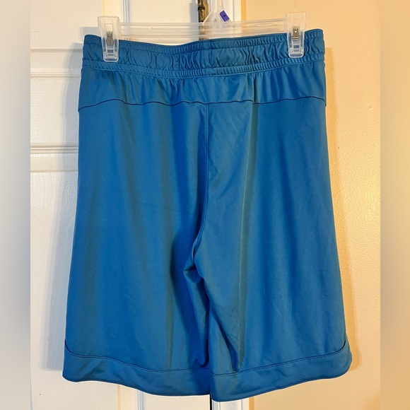 Mens Puma Shorts size M - Picture 3 of 3